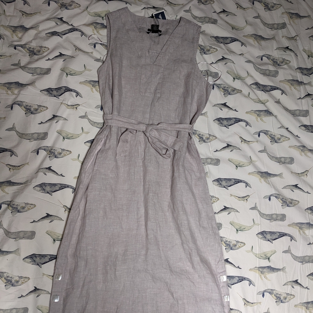 Tahari Light Gray Sleeveless Maxi Dress